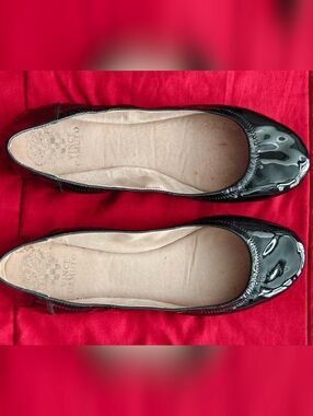 Vince Camuto Black Patent Leather Ballet Flats, Size 10